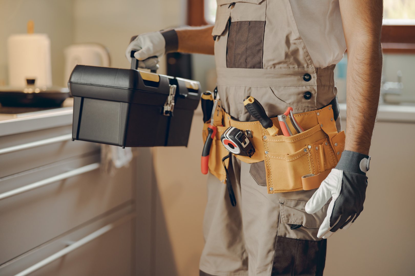 Professional handyman in Houston ready for service